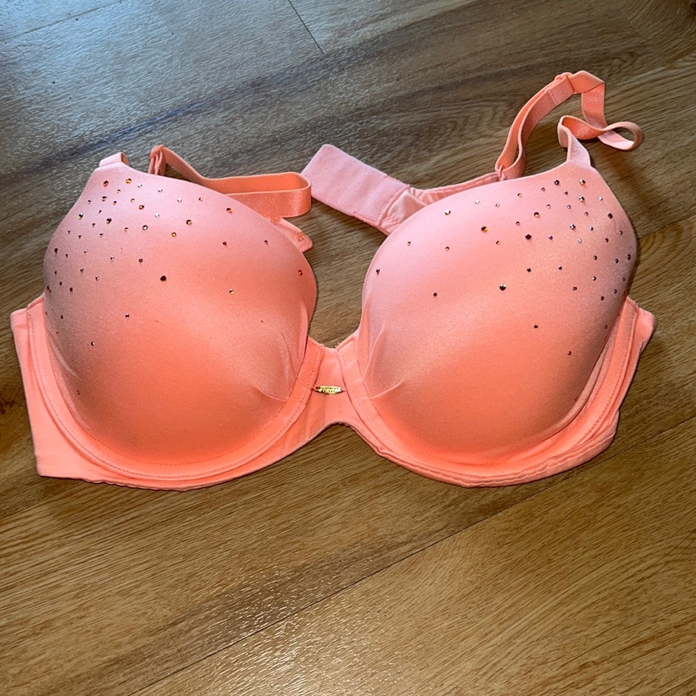 Fabulous by Victorias Secret 36C